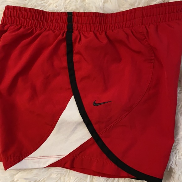 Nike running shorts - Picture 3 of 4
